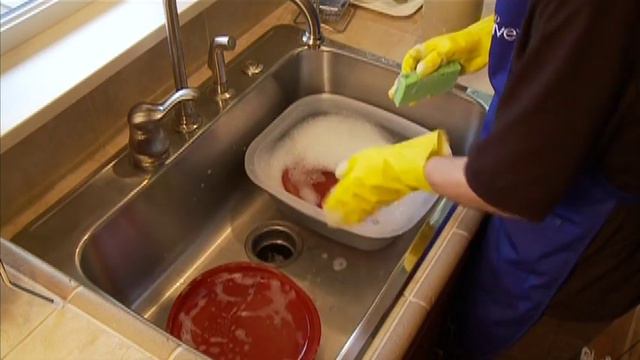 Collapsible Tub - Progressive Kitchen Gadgets Demo смотреть онлайн