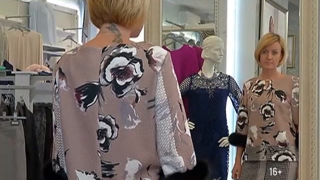 Костюм в 2018 году: тренд комплектности на лицо смотреть онлайн