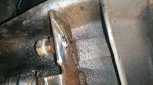 Mitsubishi Lancer 9. Замена развальных болтов и сайлентблоков задней подвески.