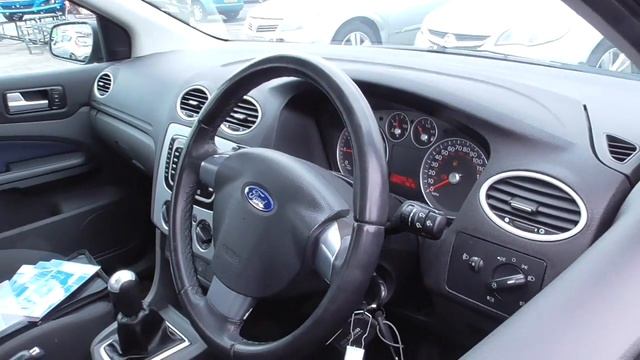 Ford FOCUS 1.6 Zetec 5dr [Climate Pack] U307062 смотреть онлайн