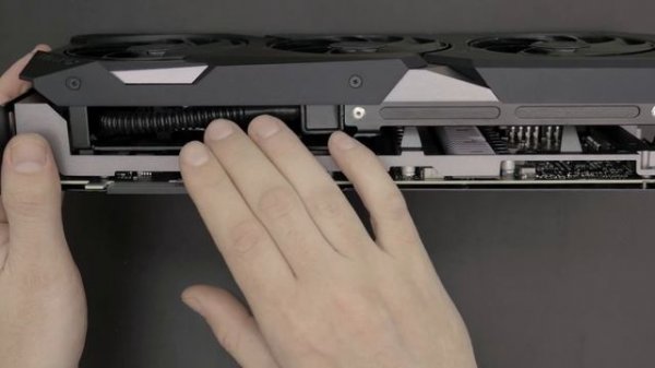 כרטיס מסך עם קירור נוזל מובנה! Asus ROG Matrix Platinum RTX 2080 Ti