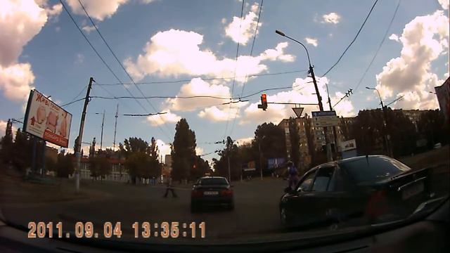 ...Вот правый поворот... смотреть онлайн