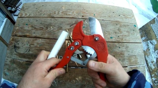 Полезная самоделка из анкера и пластиковой трубу. смотреть онлайн