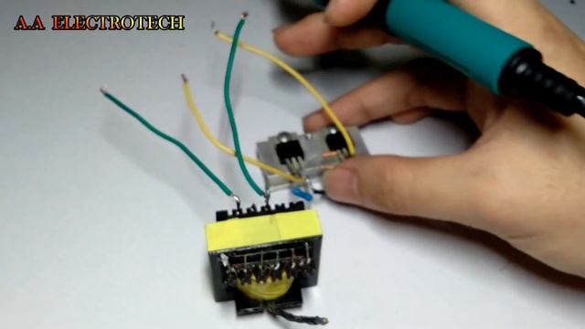 Simple inverter From ATX Power Supply 12V To 110V-220V смотреть онлайн