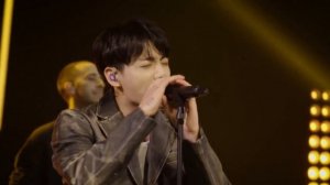 Jung Kook Performs “Standing Next To You» | iHeartRadio LIVE