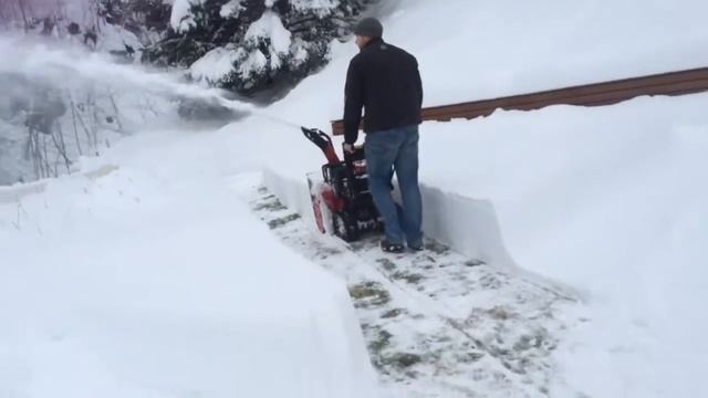 Honda Snowblower Test Of The Electronic Autostop. HSS 970