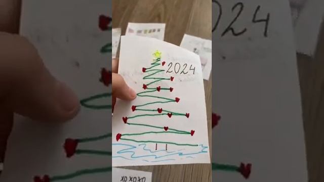 А вы уже готовы к новому году?#рисунки#рисоватьпросто#новыйгод2024 смотреть онлайн