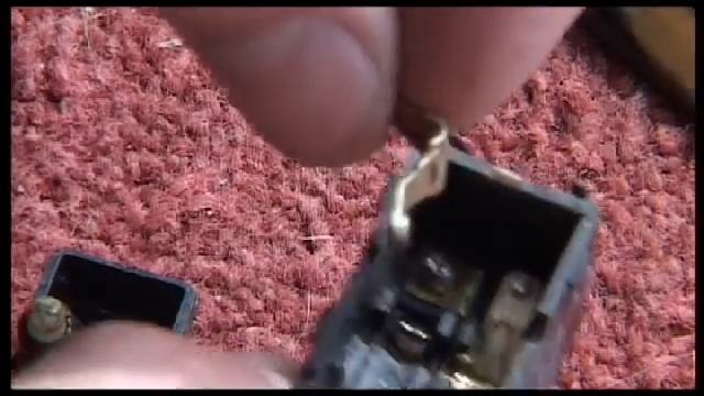 Repairing Ford Escort XR3 car electric window switches смотреть онлайн