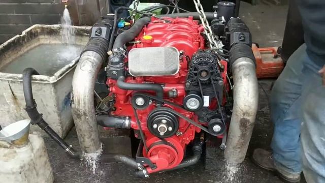 8.1 Volvo Penta engine rebuild смотреть онлайн