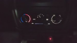 Замена лампочек в климат-контроле на Mazda Familia/S-Wagon/323/Protege