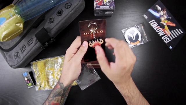 BlizzCon 2015 Goody Bag - Unboxing and Overview смотреть онлайн