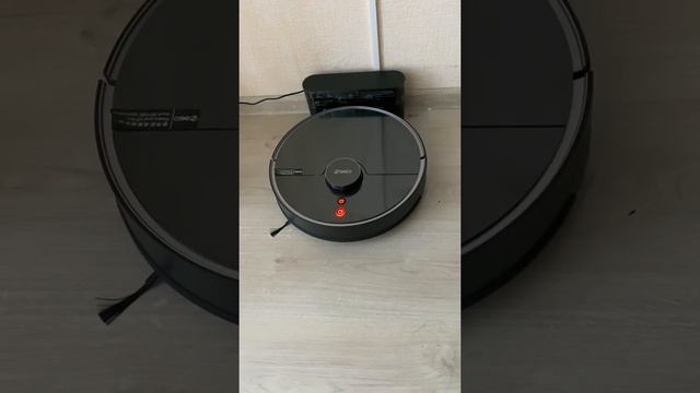 Пришёл робот пылесос 360 S7 Pro , не заряжается смотреть онлайн