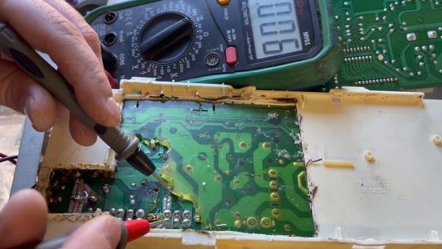 LG | Рабочий ТЭН не греет воду