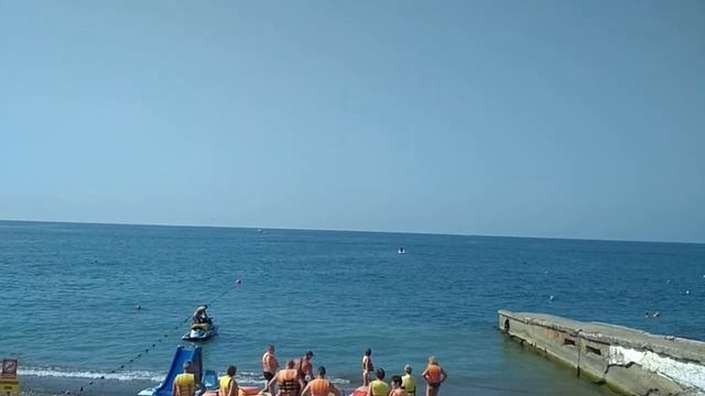 Жаркий сентябрь на море. смотреть онлайн