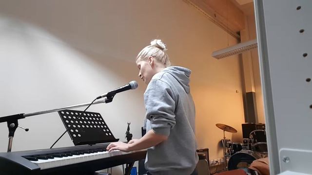 Пара нормальных - Happy End cover смотреть онлайн