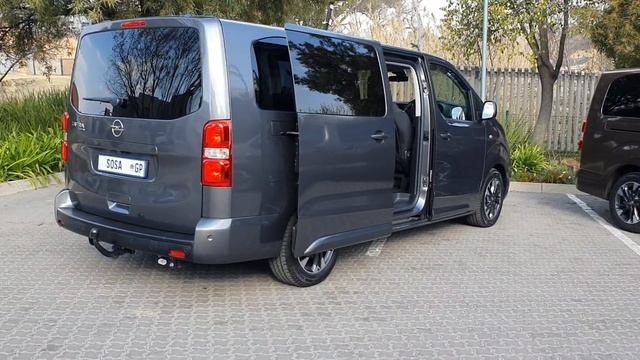 2022 Opel Zafira Life Edition Review // Best MPV In Class