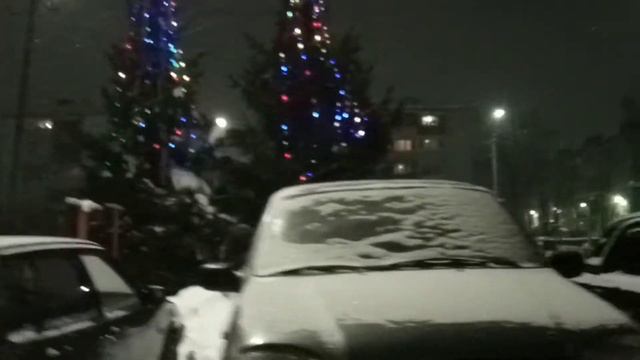 Новогодняя ёлка? Дайте две!🎄🎄 смотреть онлайн