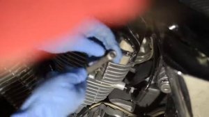 Восстановление резьбы свечного колодца на мотоцикле