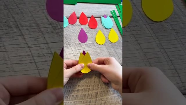 #аппликации из цветной бумаги. #тюльпаны #craft #shortsvideo #идеисвоимируками #творчество #дети смотреть онлайн