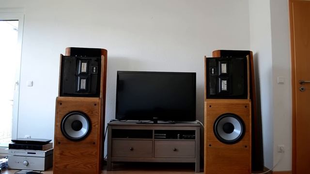 Infinity RS 2.5 Vintage Reference Speakers смотреть онлайн