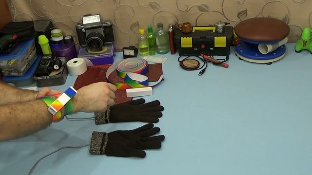Перчатки с подогревом от USB своими руками НА УГЛЕРОДНОЙ ЛЕНТЕ смотреть онлайн