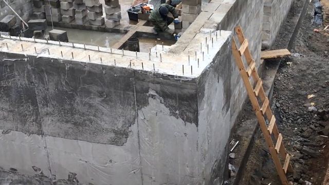 12 й этап демонтаж опалубки задней стенки дома смотреть онлайн