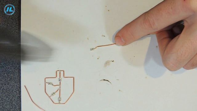 ✅ Из медной проволоки и нескольких светодиодов получился ШЕДЕВР! LED брелок! ✅ смотреть онлайн
