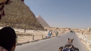 Пирамида Хеопса - надо ли в неё залезать?