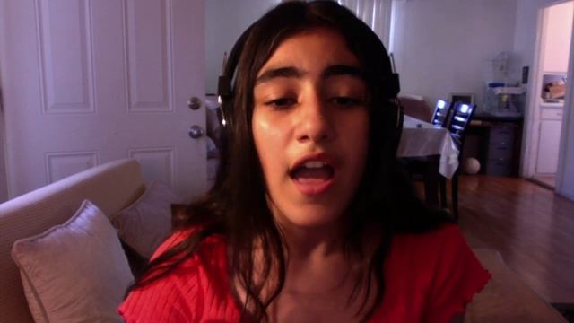 The Middle - Zedd, Maren Morris, Gray (Cover) | Elina Tsadourian смотреть онлайн