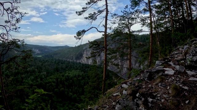 Поход на скалы Мамбет и Кузьганак смотреть онлайн