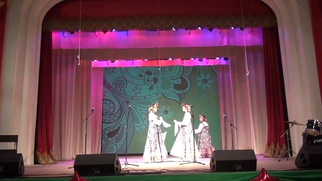 Ансамбль народной песни Веснянка "Щекотала ласточка" народная свадебная песня донских казаков смотреть онлайн