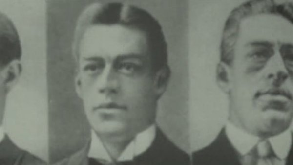 Мальчик случайно превратился в гиганта. Невероятная история необычного человека