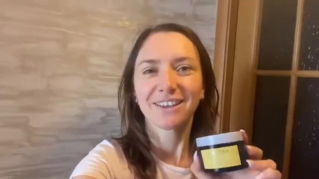 Угадайте какую маску нанесла из серии Artistry Signature Select? смотреть онлайн