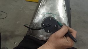 Как сделать датчик топлива в бак мотоцикла.