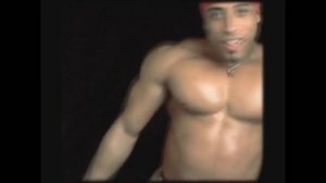 рикардо милос присоединился к бтс и совершает свою первую пробежку по сеулу