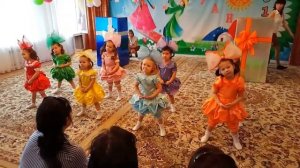 Новогодний Сборник простых танцев для малышей/ Новогодний утренник