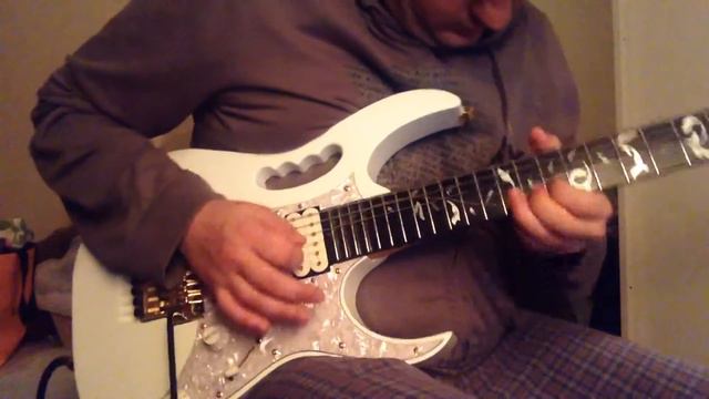 Ibanez Jem 7v wht - pentatonica смотреть онлайн