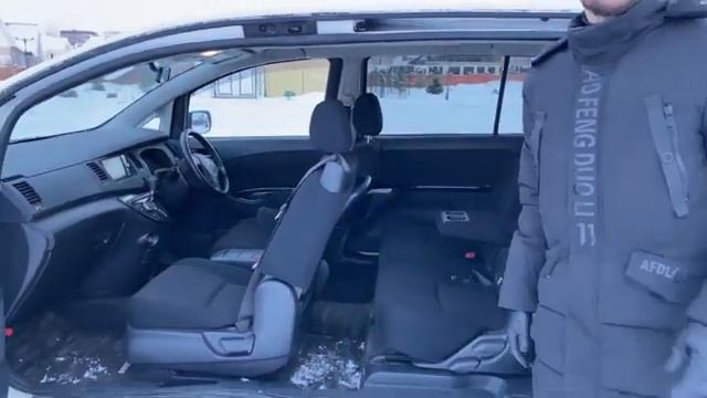 Toyota lsis platana 4WD нашего клиента смотреть онлайн