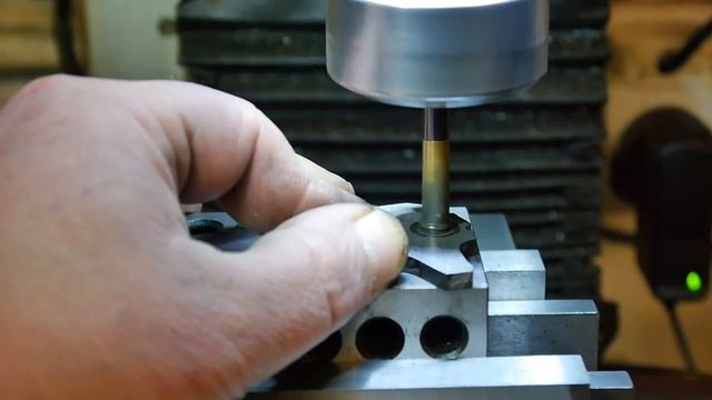 THE BIRTH OF A FRAME LOCK PT 9 KNIFEMAKING смотреть онлайн
