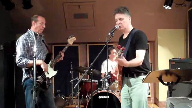 I Couldn't Leave You If I Tried Live In The Studio смотреть онлайн