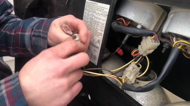 Running our1996 Polaris Indy 500 and talking about it a bit смотреть онлайн