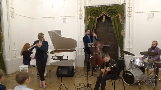 Кирилл Кулаков и Квартет Черный квадрат А.Хачатурян "Танец с саблями" 26.12.2019г смотреть онлайн