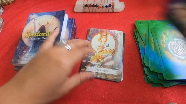 Spellcasting Oracle Cards - Full Flip Through смотреть онлайн