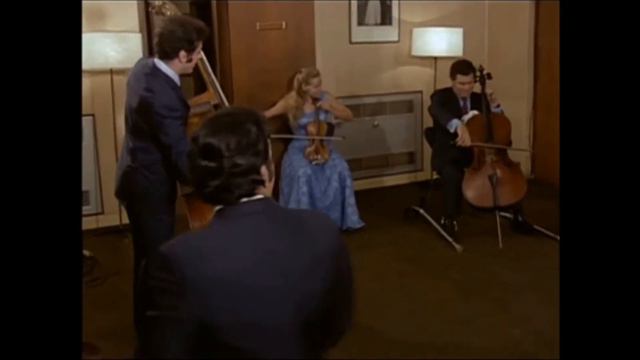 JACQUELINE DU PRÉ - LA CELLISTA MAS PRESTIGIOSA DEL SIGLO XX смотреть онлайн