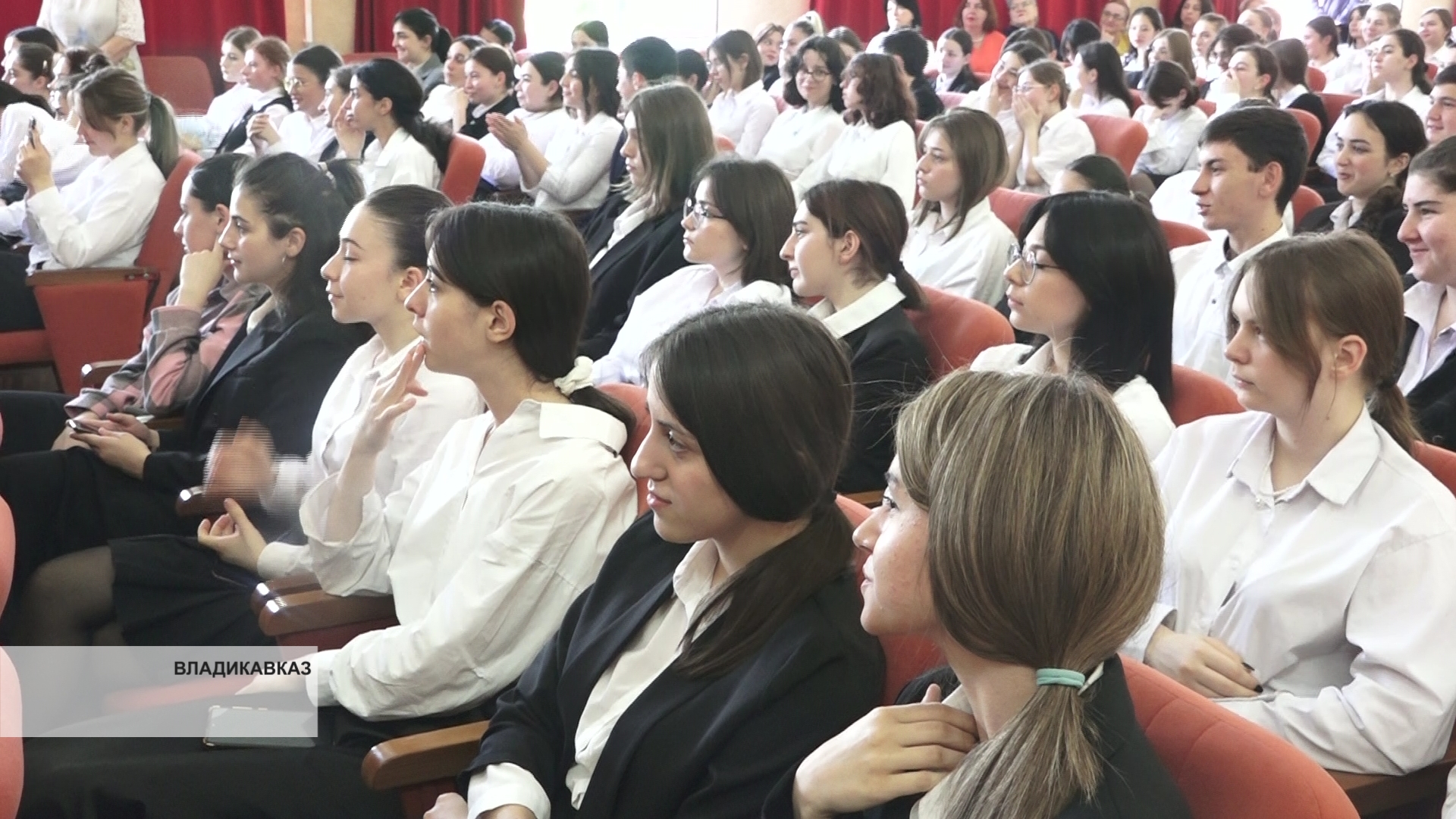 В СОГТЭК прошел праздничный концерт в честь дня рождения Пушкина смотреть онлайн