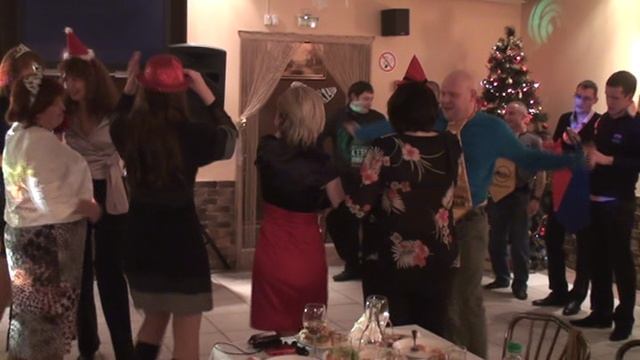 НОВОГОДНИЕ ТАНЦЕВАЛЬНЫЕ КОНКУРСЫ - КАН-КАН и ЛЕЗГИНКА! смотреть онлайн