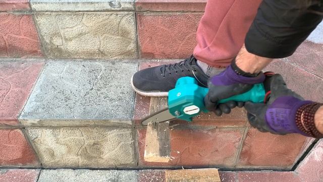 ЦЕПНАЯ МИНИ ЭЛЕКТРОПИЛА С АЛИЭКСПРЕСС смотреть онлайн