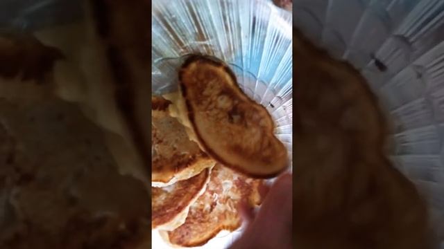УШКИ-ОЛАДУШКИ от БАБУШКИ./Спасибо бабуське Аллочке за вкусный ЗАВТРАК!/См.также:Сеня Вишнёвый- ютуб смотреть онлайн