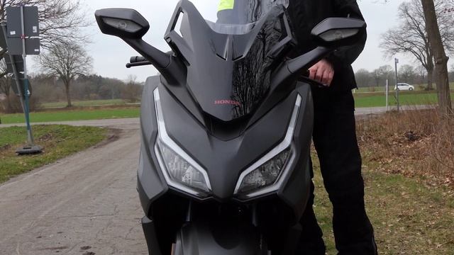 Honda Forza 125 | Test | Avantages et inconvénients смотреть онлайн