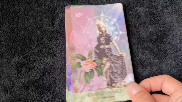 Oracle Aromatique de Lucie Christian смотреть онлайн